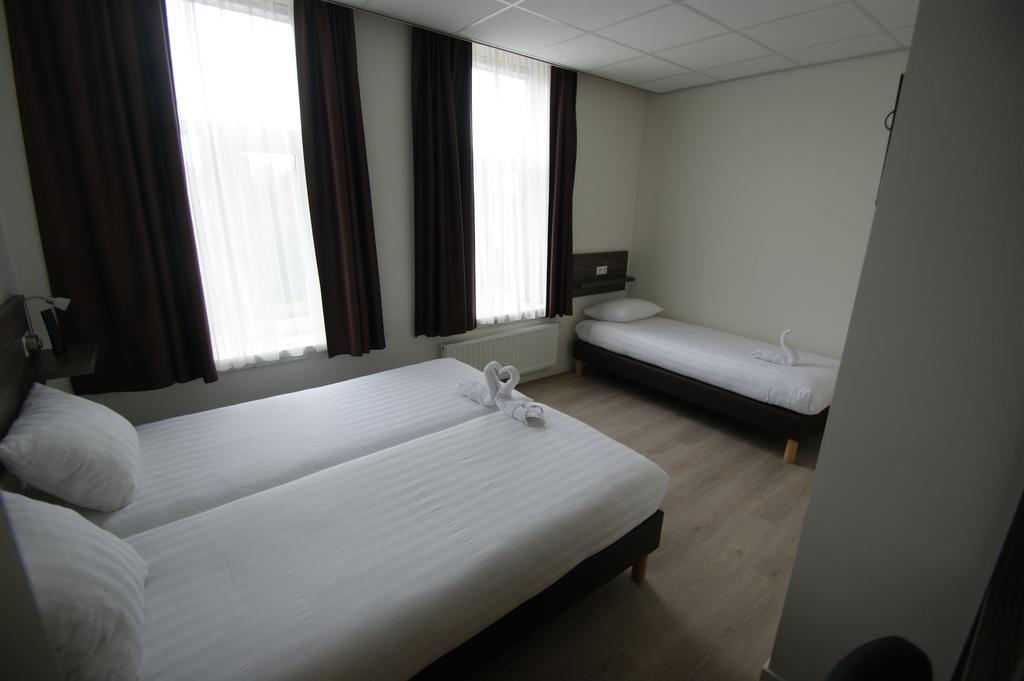 Hotel De Keizerskroon Amsterdam-Schiphol-Halfweg Exteriör bild